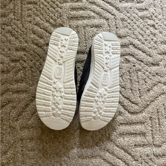 Hey Dude Black Wendy Bow Shimmer Shoes - Picture 2 of 5